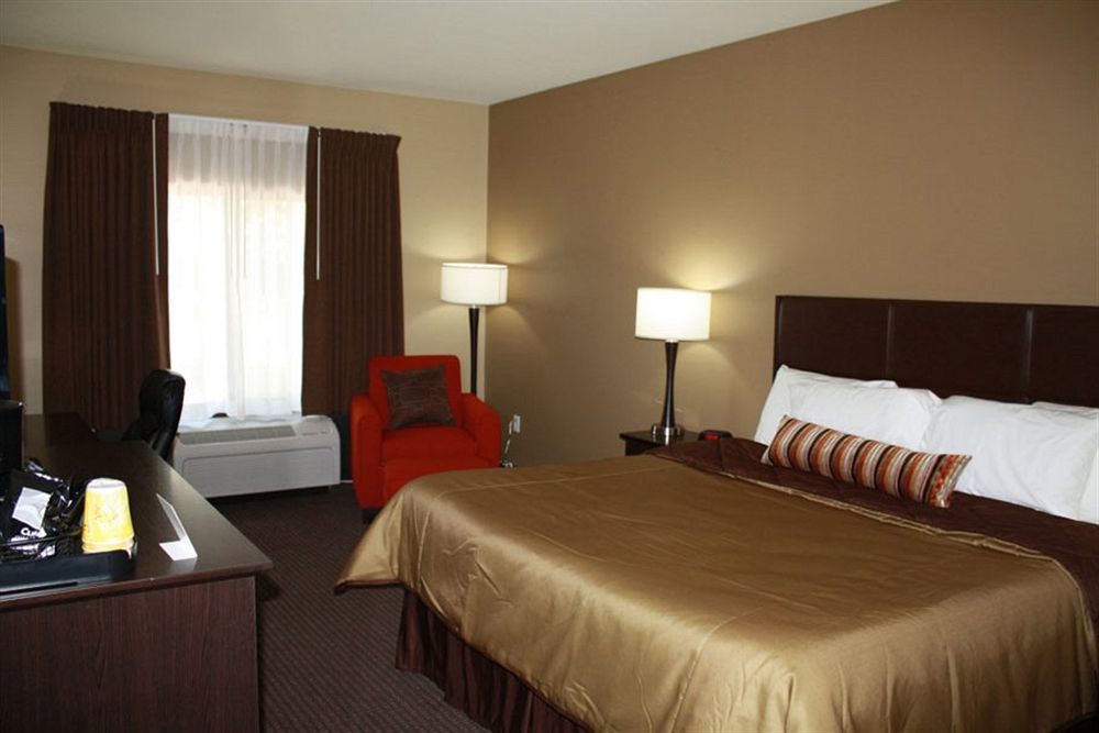 Parkwood Inn & Suites Manhattan Exterior foto