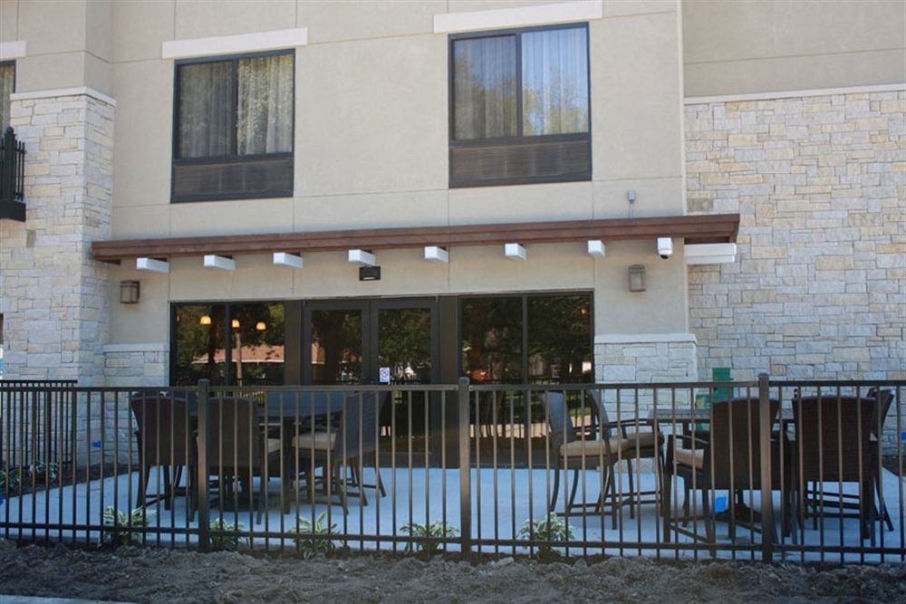 Parkwood Inn & Suites Manhattan Exterior foto