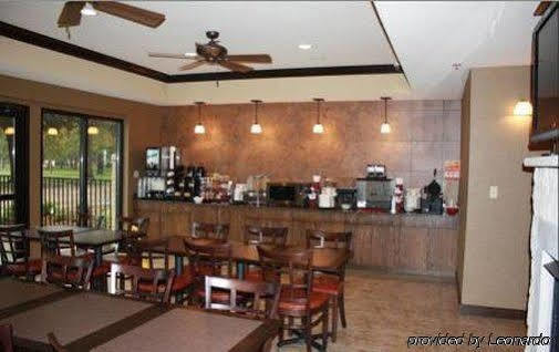 Parkwood Inn & Suites Manhattan Exterior foto
